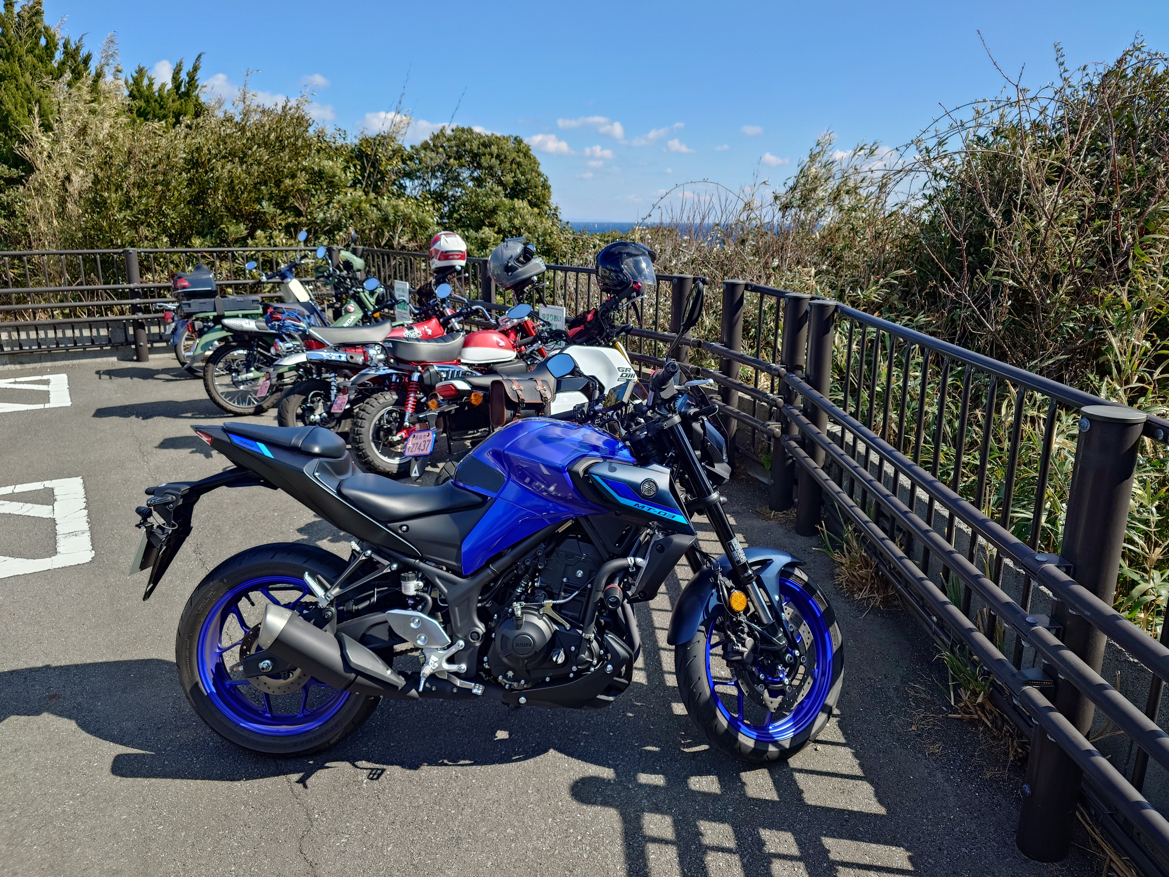 MT-03-御前崎灯台-almer-axel.jpg