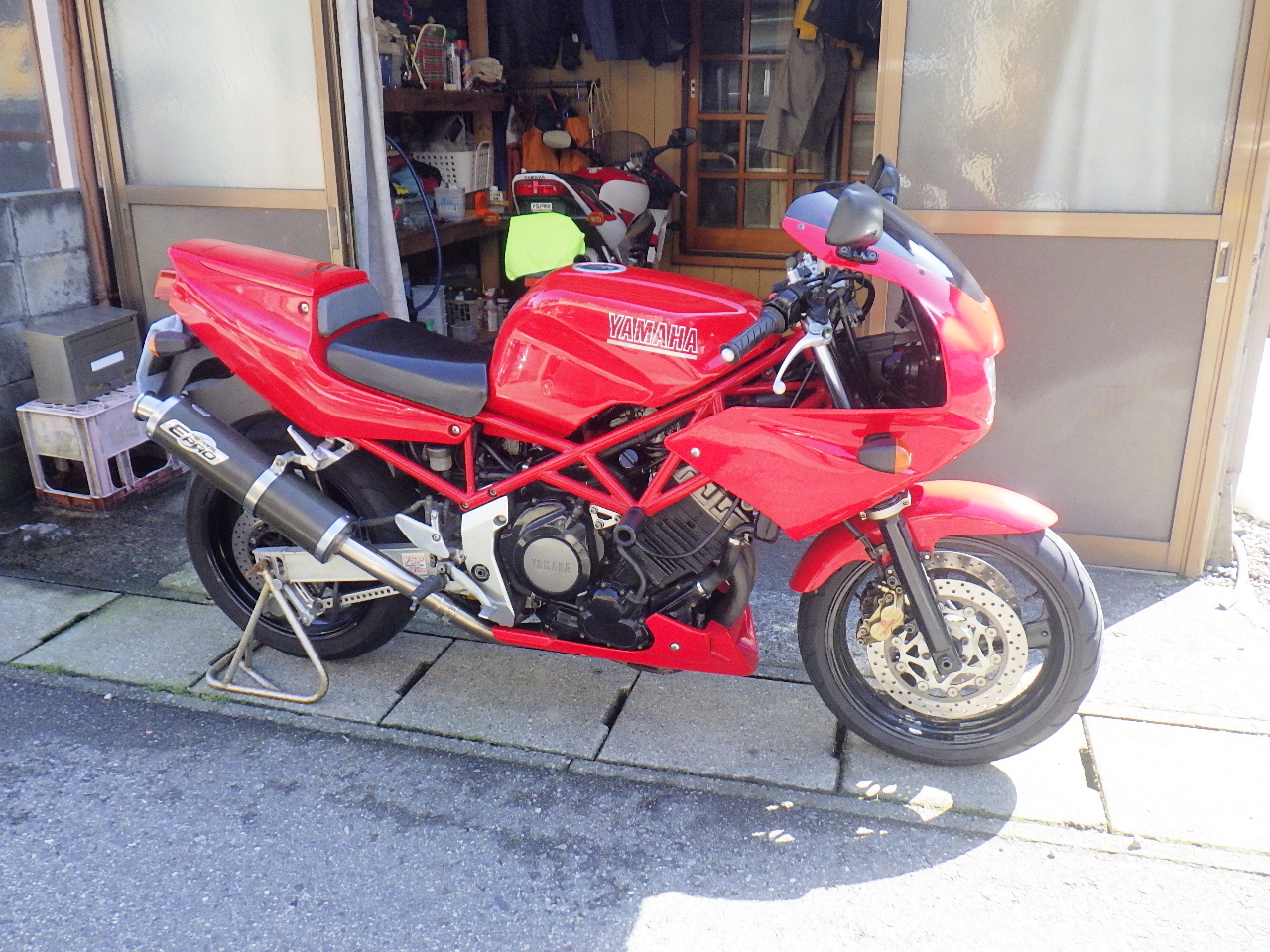 ヤマハ TRX850（1995）：ミドルツインの先駆け、MT-07の